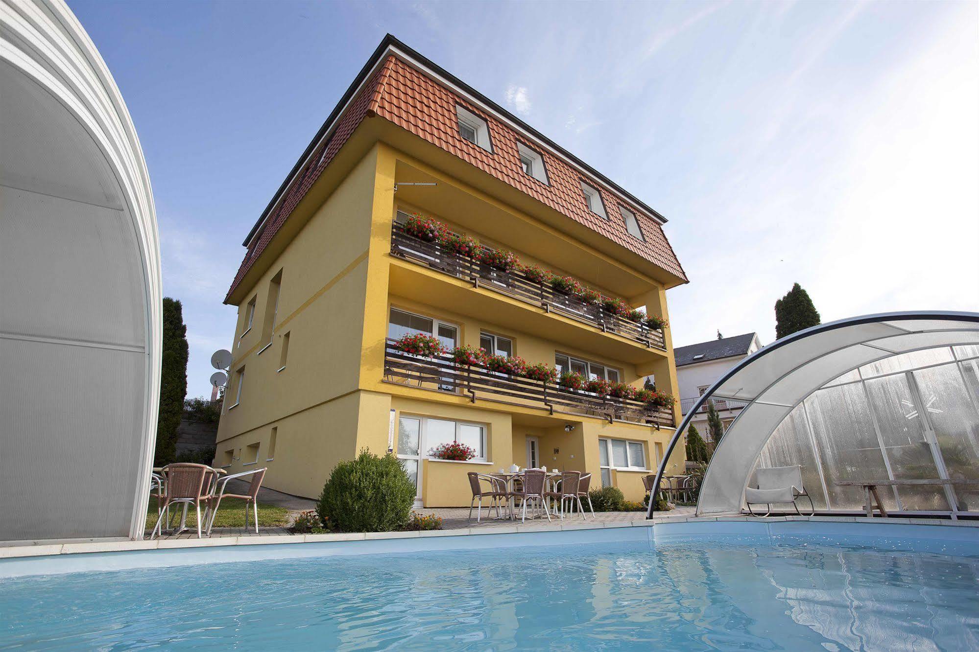 Pension Primus Beroun  Exterior foto
